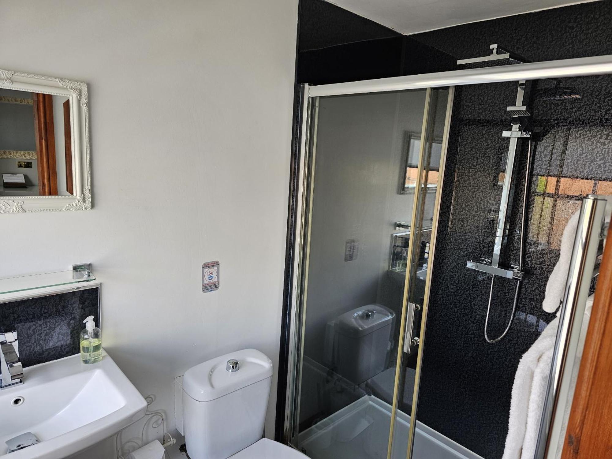 The George Hotel Kirton in Lindsey Pokoj fotografie